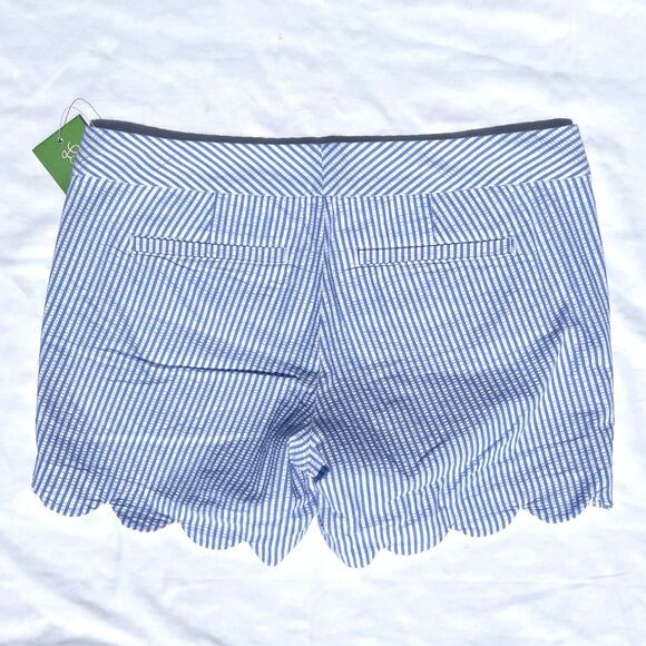 Lilly Pulitzer Buttercup Shorts Womens 00 Seersucker Blue Striped Scallop Hem - Picture 2 of 6